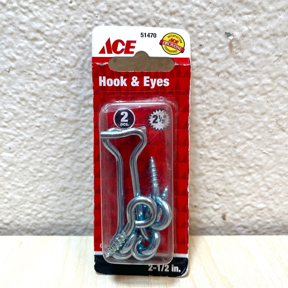 Hook & Eye Pack NEW ACE Hardware. #51470x 2-1/2 inch. 2 Sets.